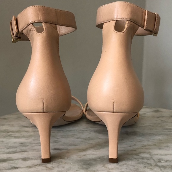 Stuart Weitzman Square Toe Ankle Strap Nudist Sandal, EUC, Sz 9.5 - Picture 5 of 11